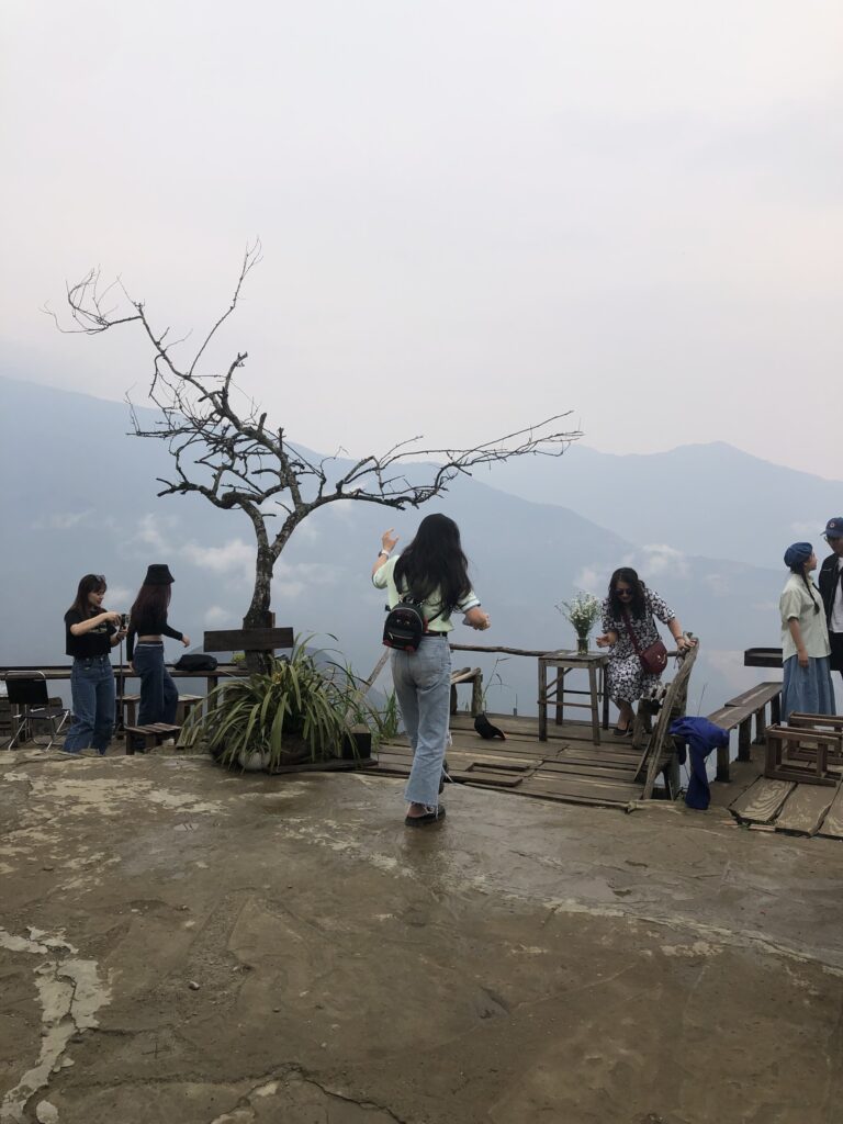 Review săn mây Tà Xùa 2 ngày 1 đêm, test nhân phẩm thành công 11 Quán có view đẹp