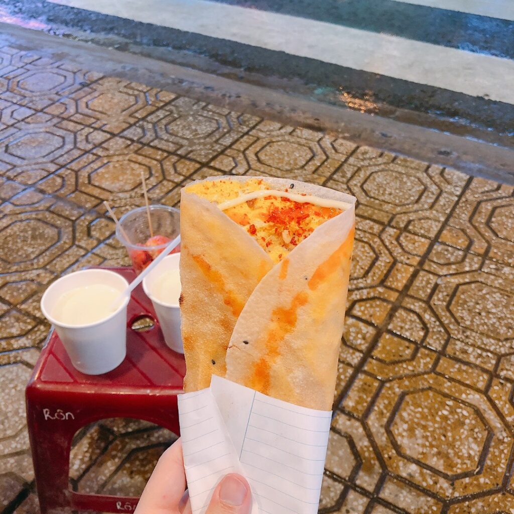 Vì sao mình đi Đà Lạt lần 2? Đà Lạt mùa mưa bão có gì? 11 Đến Đà Lạt là phải ăn bánh tráng